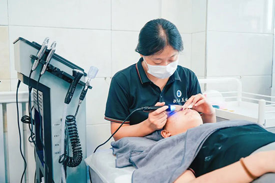 有没有学校是学美妆的专业