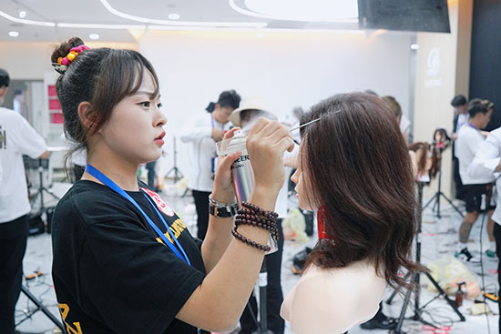 小孩成绩不好可以上什么学校