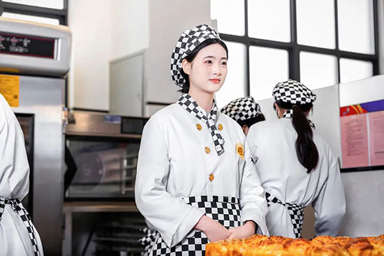 女孩子在甘肃读技校，学西点专业怎么样？有哪些就业方向？